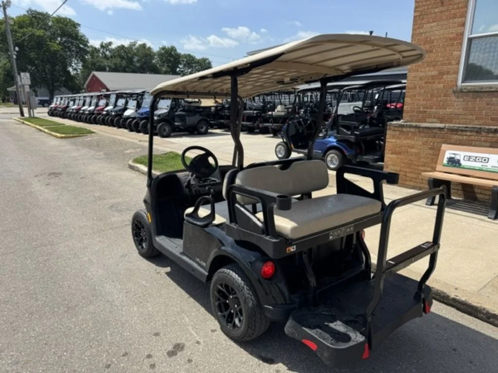 2026 E-Z-GO RXV 4 Valor S + EX1 Sport Black photo 2