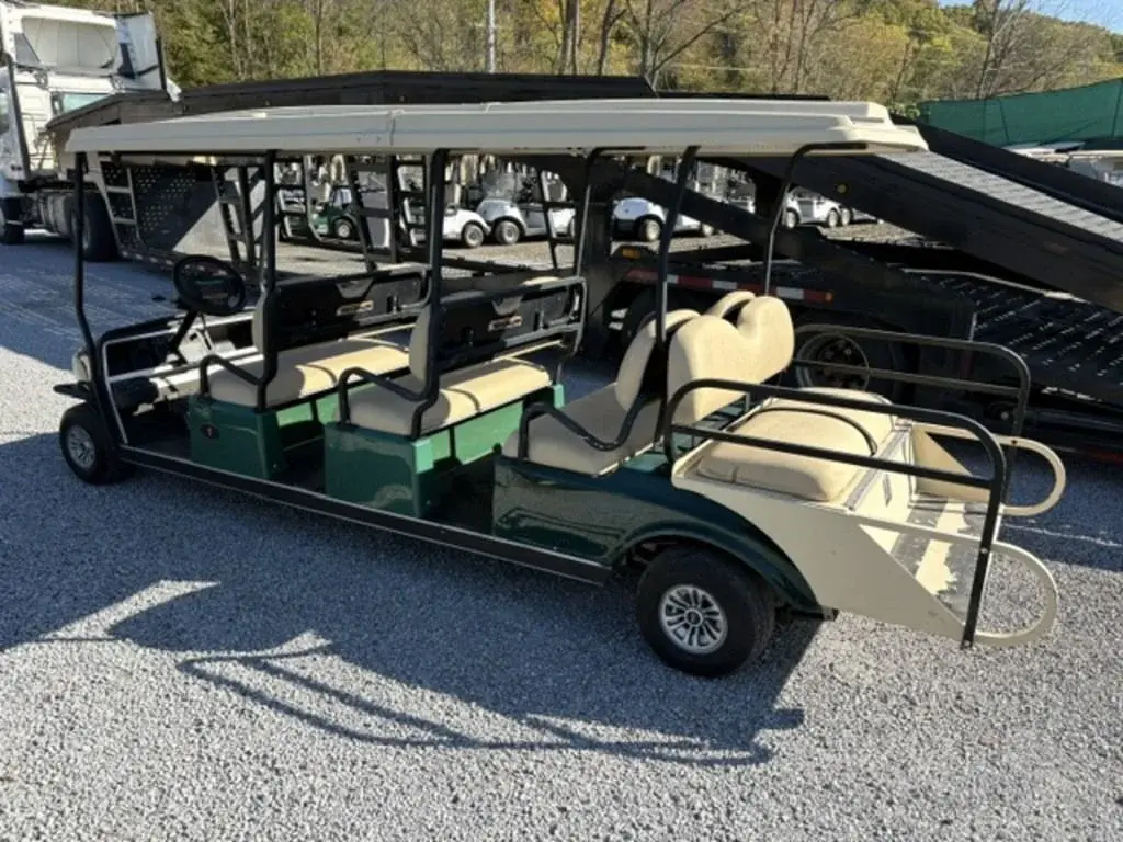 2021 Club Car Villager photo 2