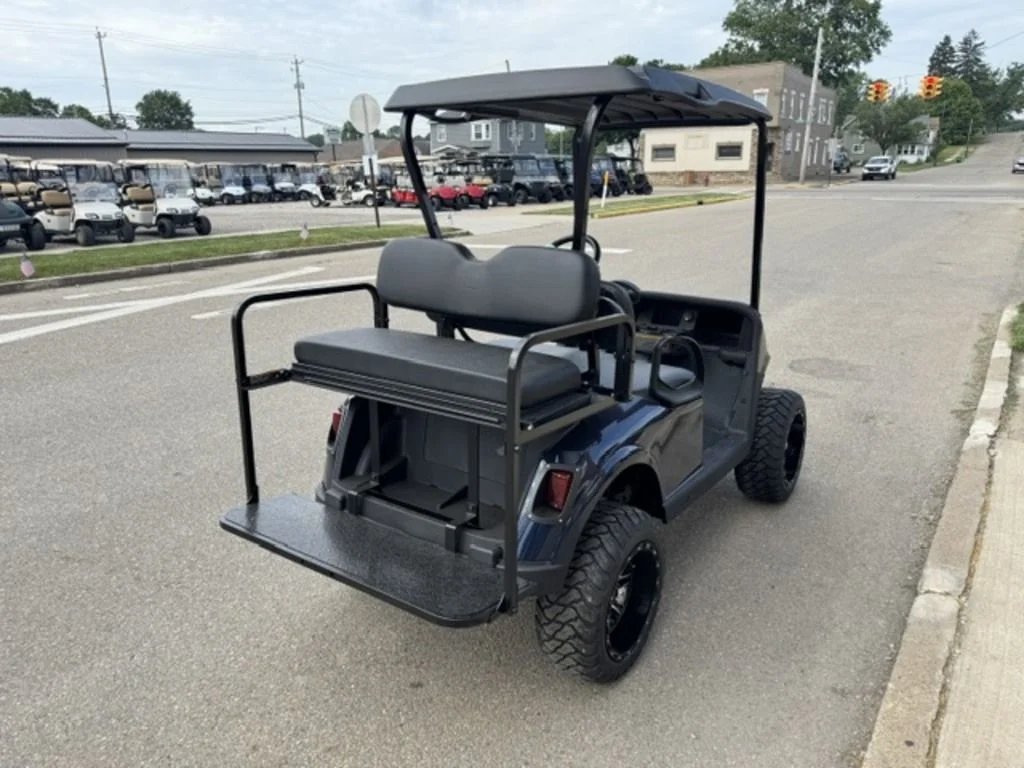 2020 E-Z-GO RXV ELiTE Lithium photo 4