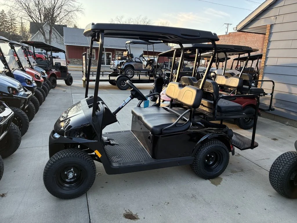 2026 E-Z-GO RXV Valor S 48V Black photo 3