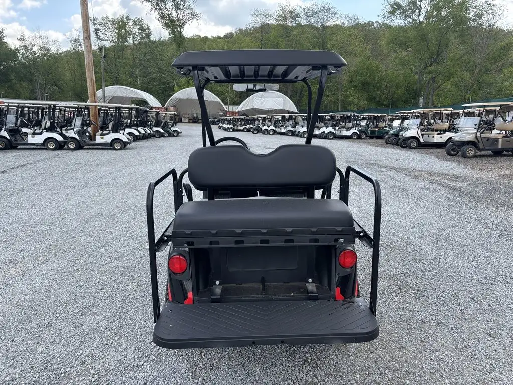 2026 E-Z-GO Valor EX1 Gas photo 4