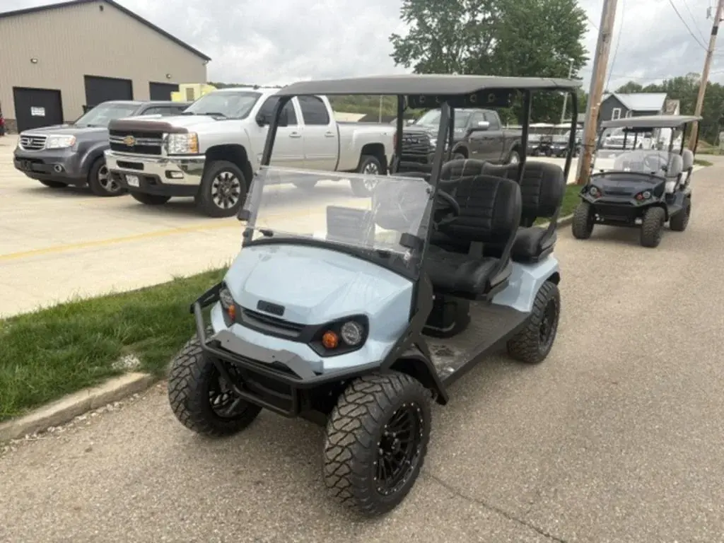 2026 E-Z-GO Liberty ELiTE Lithium photo 1