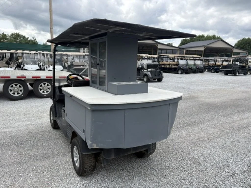 2023 Cushman Refresher Oasis photo 3