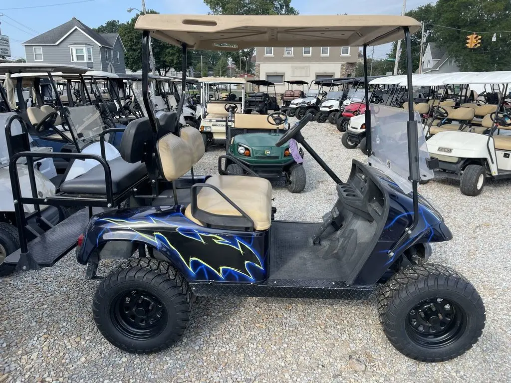2010 E-Z-GO TXT photo 3