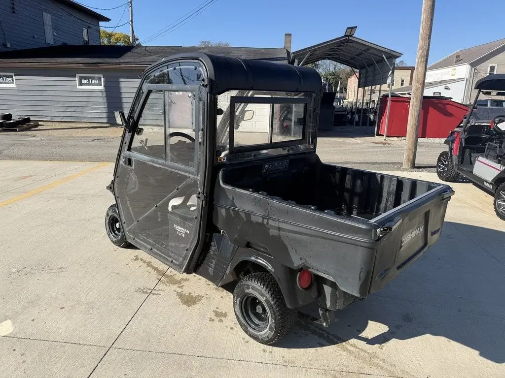 2024 Cushman Hauler PRO photo 3