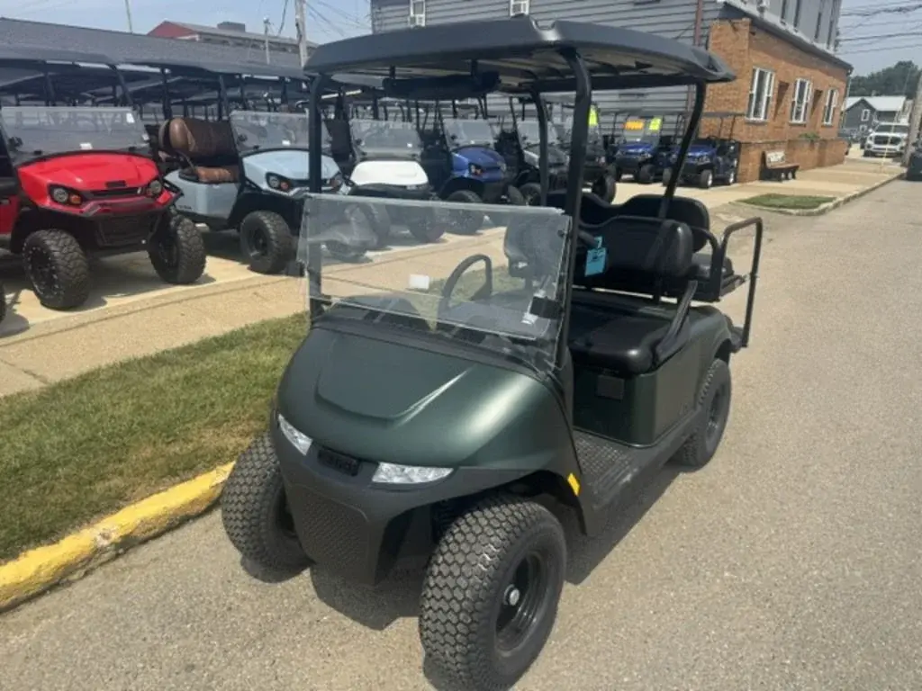2026 E-Z-GO Valor EX1 Gas photo 1
