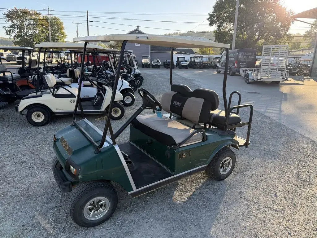 1999 Club Car DS photo 2