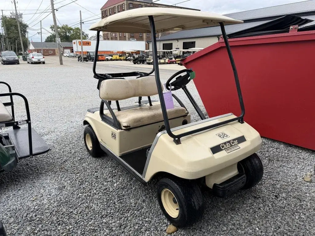 2009 Club Car DS photo 2