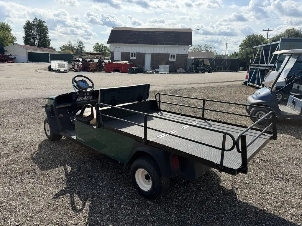2020 Cushman Shuttle 2 Gas photo 4