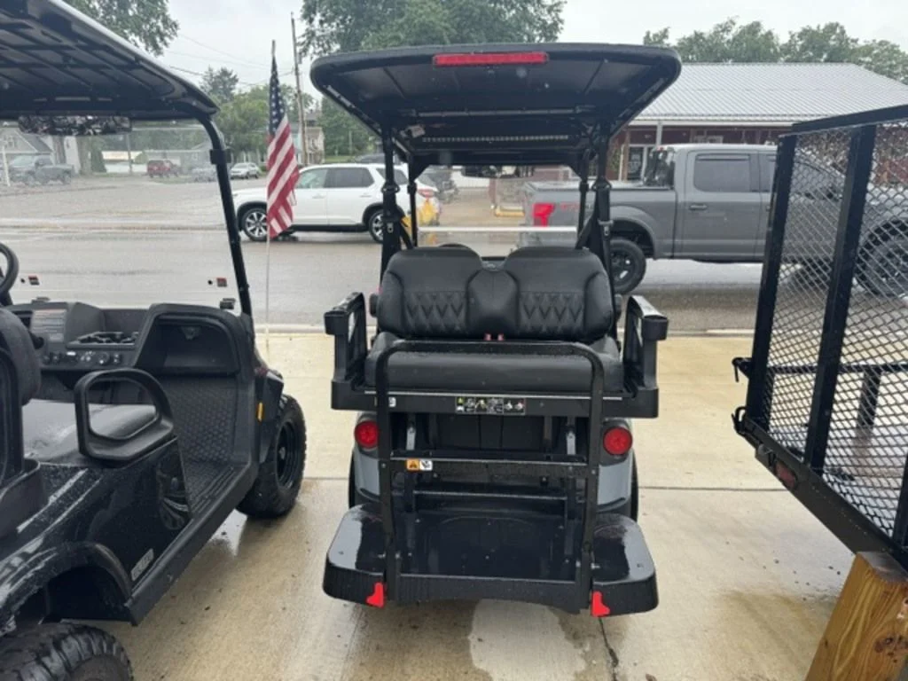 2026 E-Z-GO RXV ELiTE Lithium photo 3