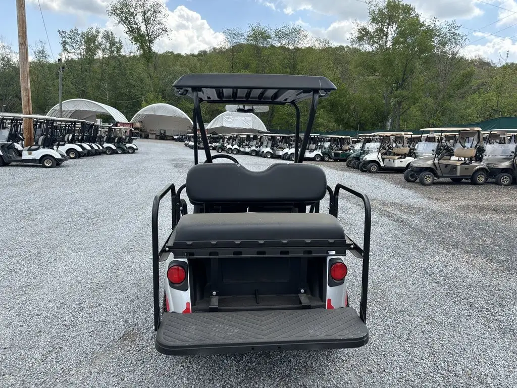 2026 E-Z-GO Valor EX1 Gas photo 4