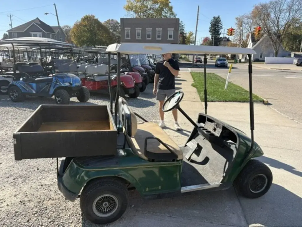 1997 E-Z-GO TXT photo 3