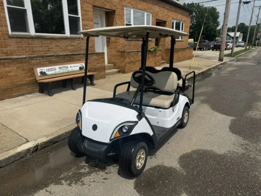 2022 Yamaha Drive2 QuieTech EFI photo 1