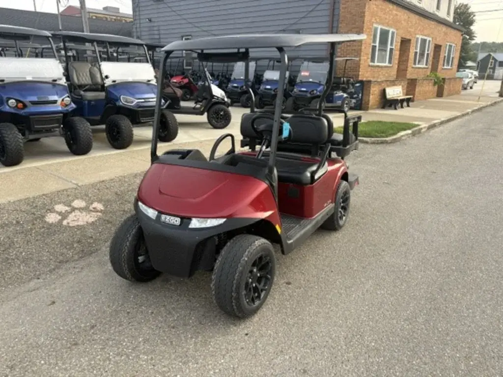 2027 E-Z-GO RXV 4 Valor S + 13.5 Gas Inferno Red photo 1