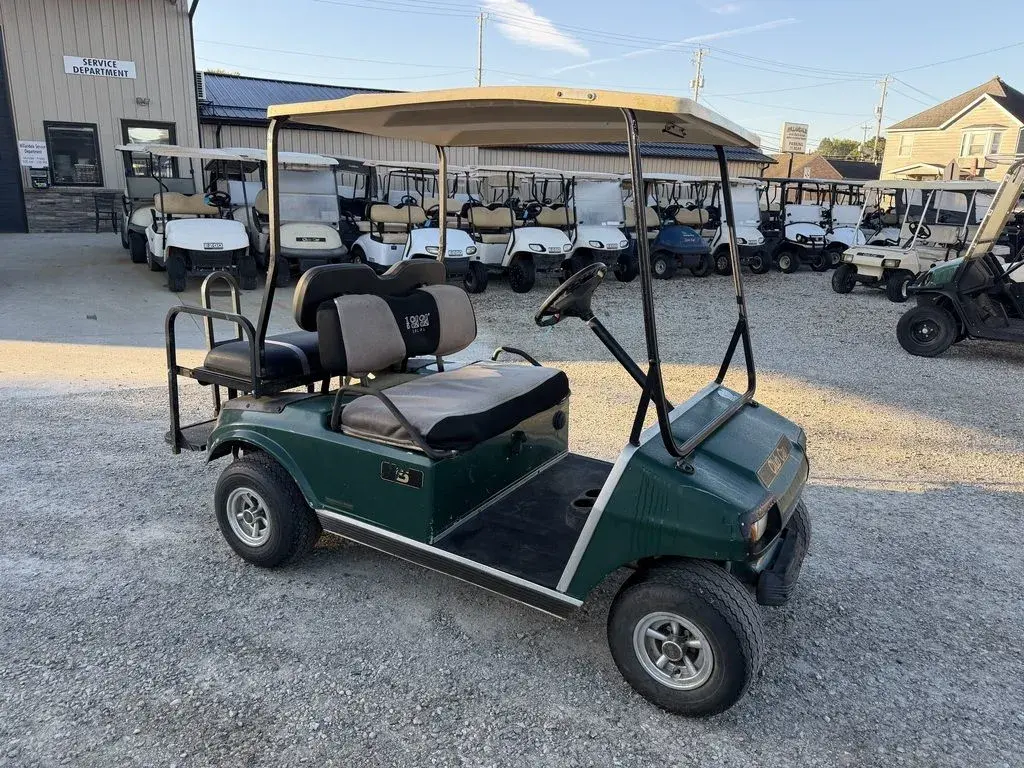 1999 Club Car DS photo 3