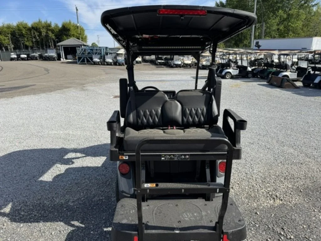 2026 E-Z-GO RXV ELiTE Lithium photo 3