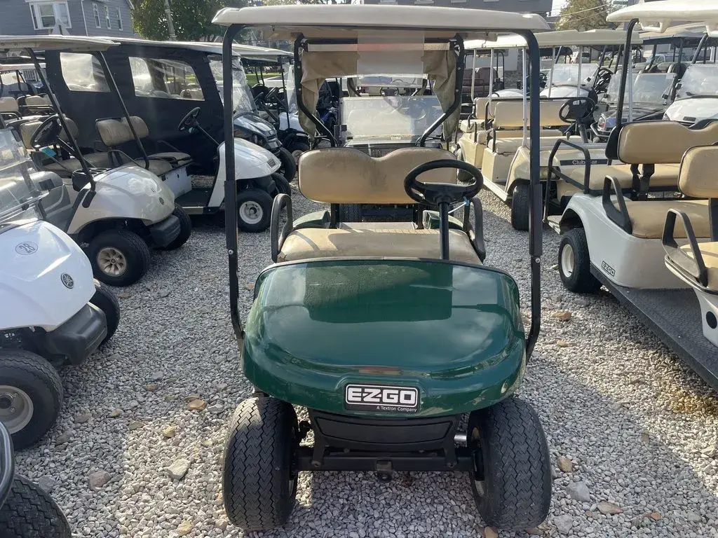 2019 E-Z-GO TXT photo 4
