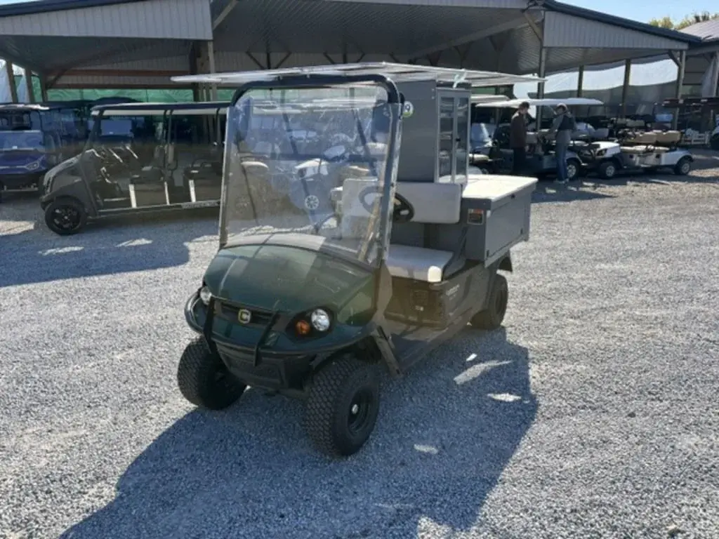 2024 Cushman Refresher Oasis photo 1