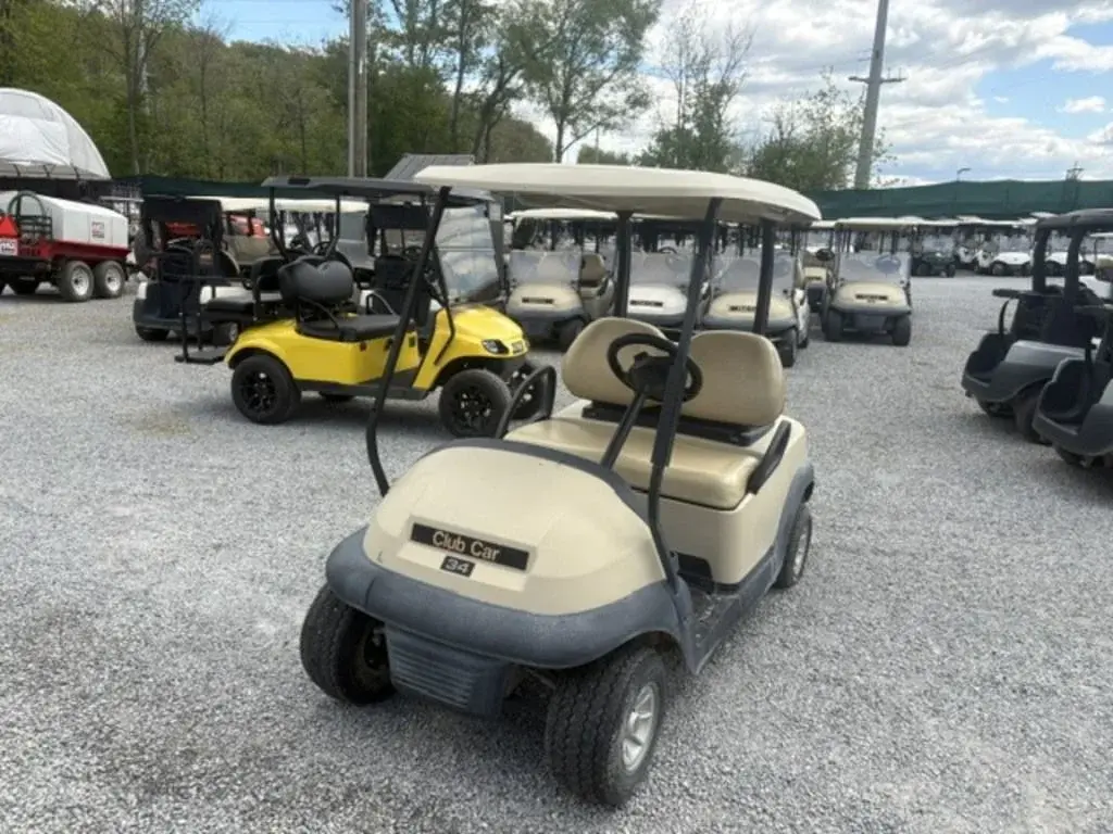 2014 Club Car Precedent photo 1