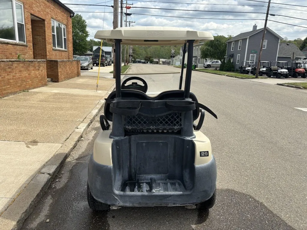 2014 Club Car Precedent photo 2