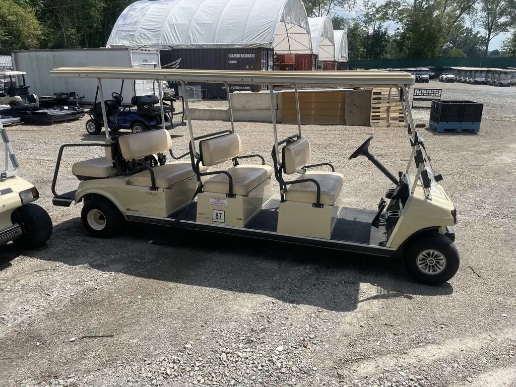 2017 Club Car Villager 8 photo 3