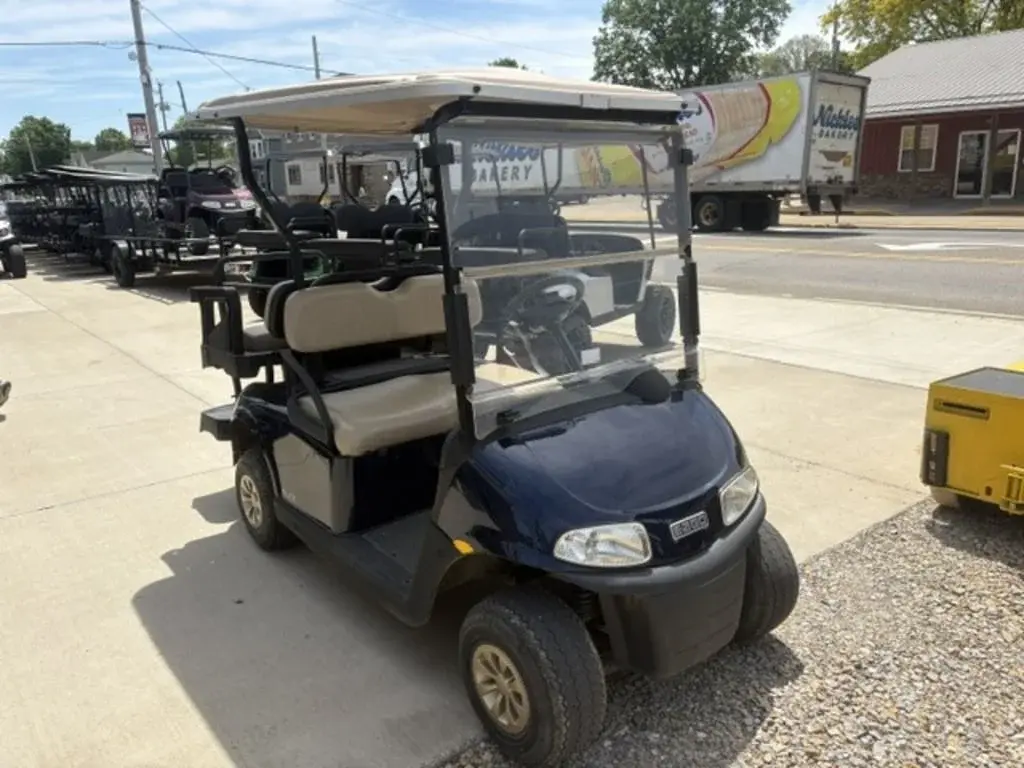 2022 E-Z-GO RXV ELiTE Lithium photo 1