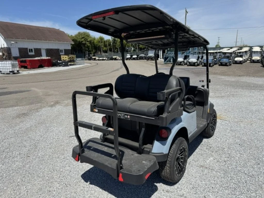 2026 E-Z-GO RXV ELiTE Lithium photo 4
