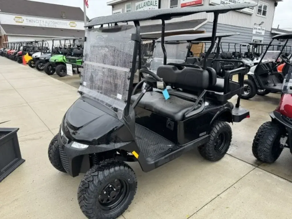 2026 E-Z-GO RXV ELiTE Lithium photo 1
