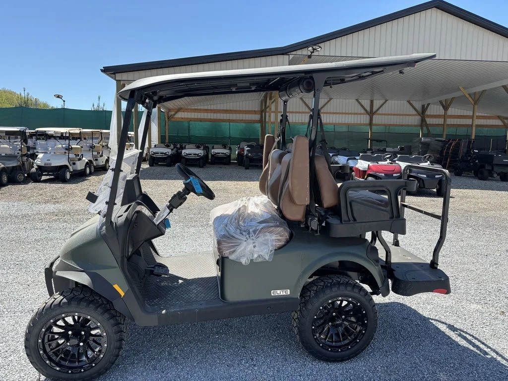 2026 E-Z-GO RXV ELiTE Lithium photo 3