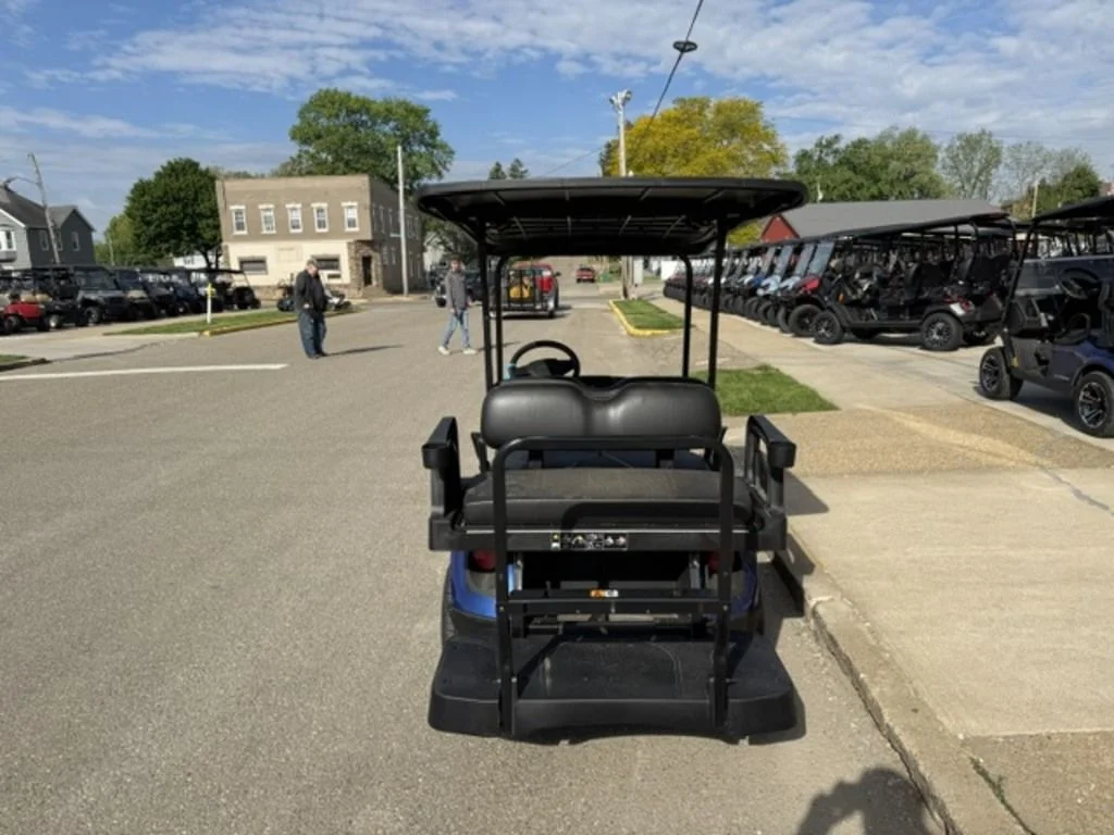 2025 E-Z-GO Express ELiTE Lithium photo 3