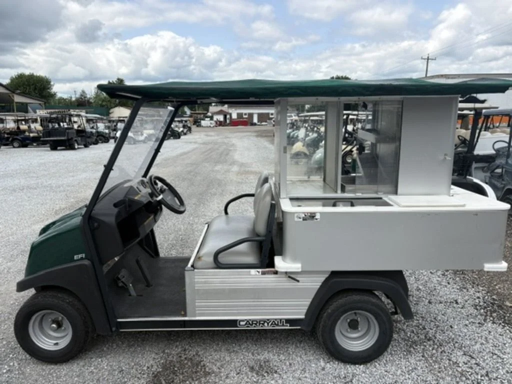 2017 Club Car Cafe Express photo 2
