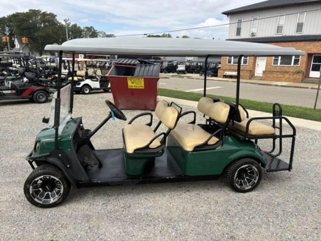 2017 Cushman Shuttle 4 photo 2