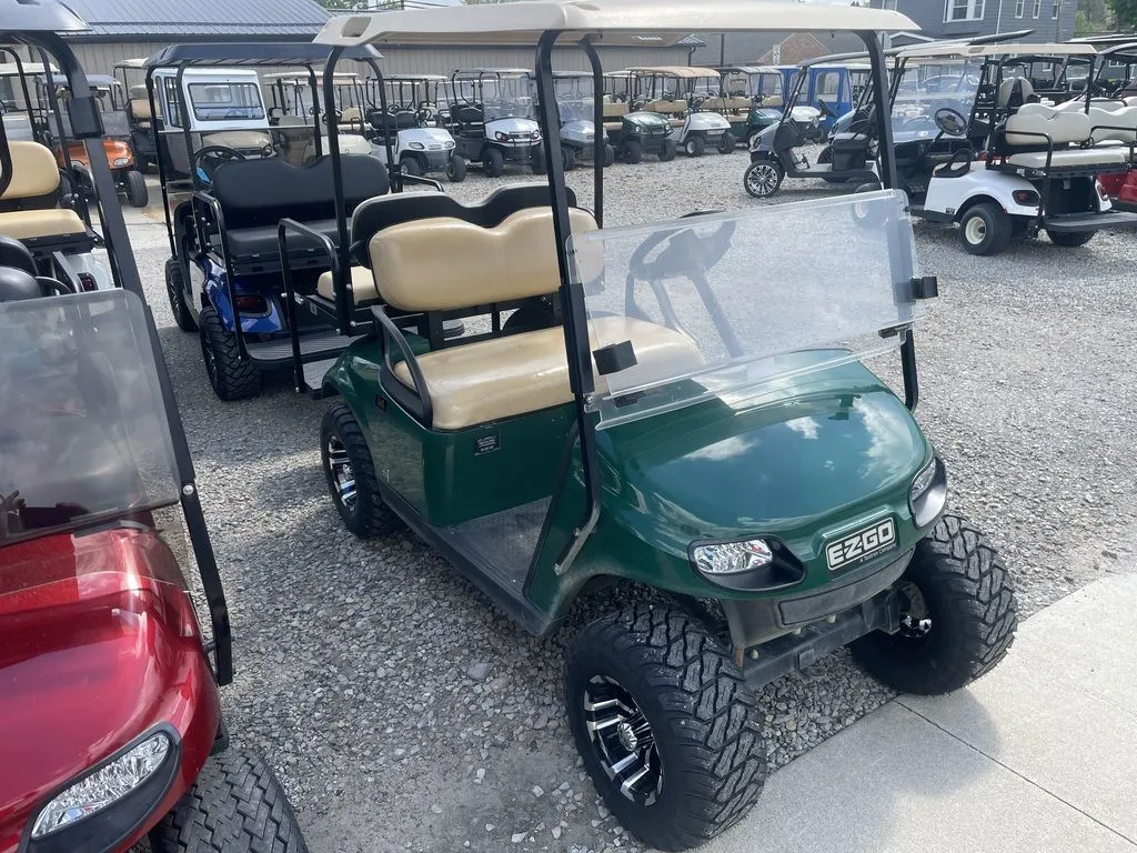 2020 E-Z-GO TXT photo 3
