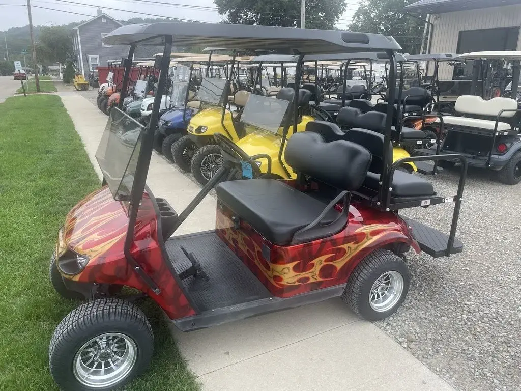 2021 E-Z-GO TXT photo 1