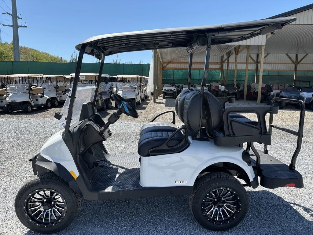 2026 E-Z-GO RXV ELiTE Lithium photo 3