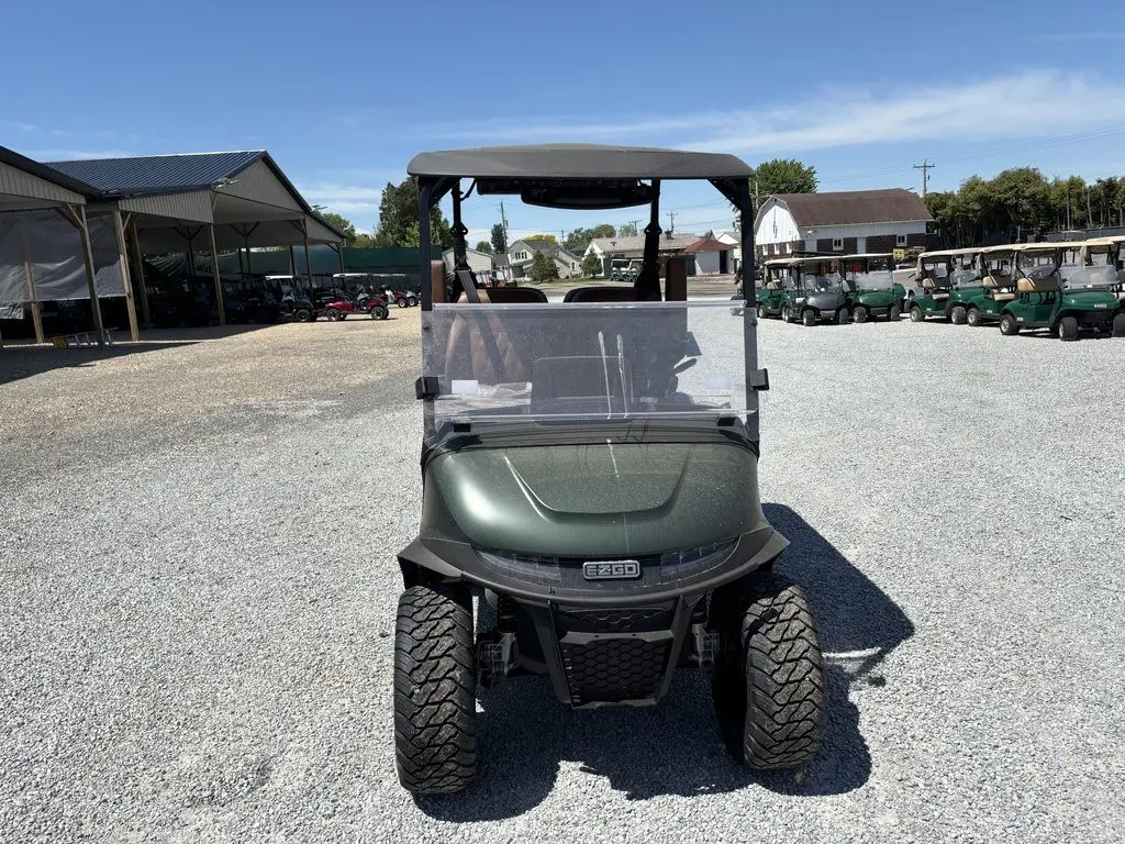 2026 E-Z-GO RXV ELiTE Lithium photo 4