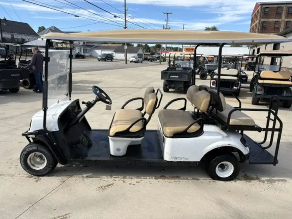 2021 Cushman Shuttle 6 photo 2