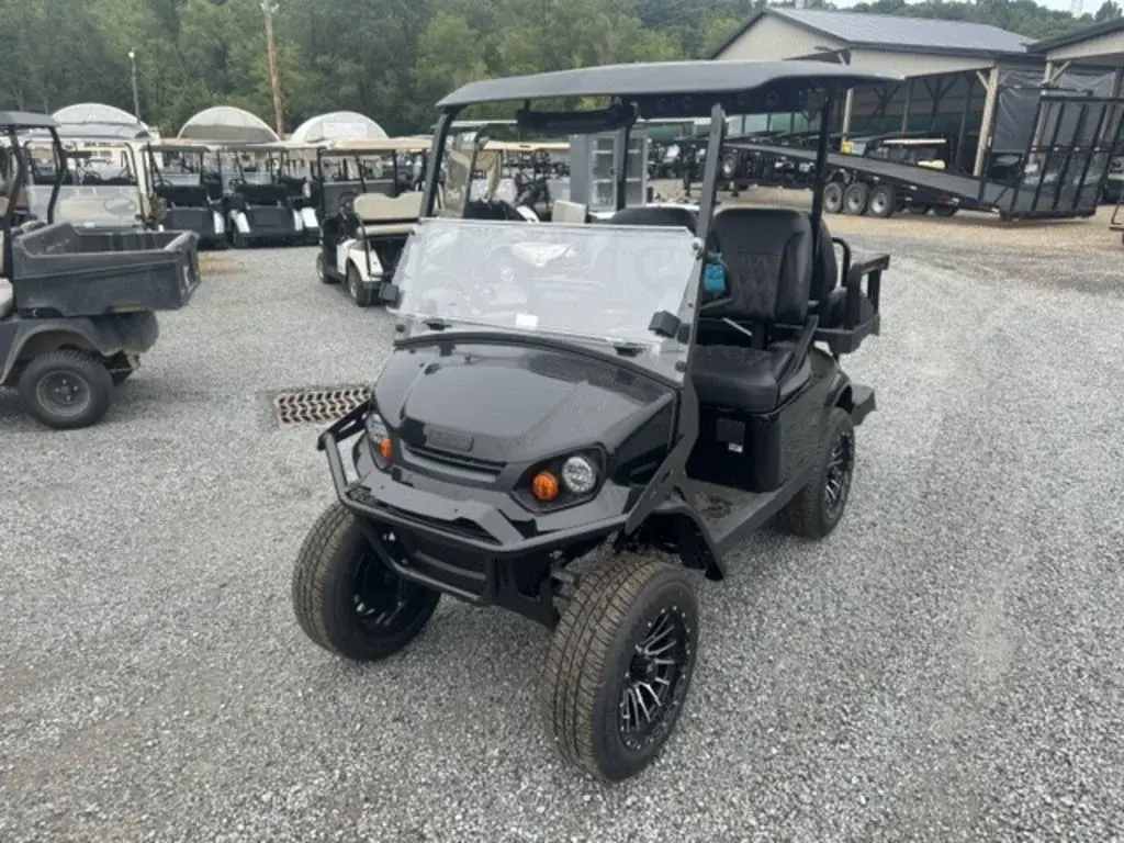 2026 E-Z-GO Express photo 1