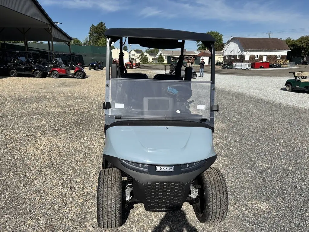 2026 E-Z-GO RXV ELiTE Lithium photo 2