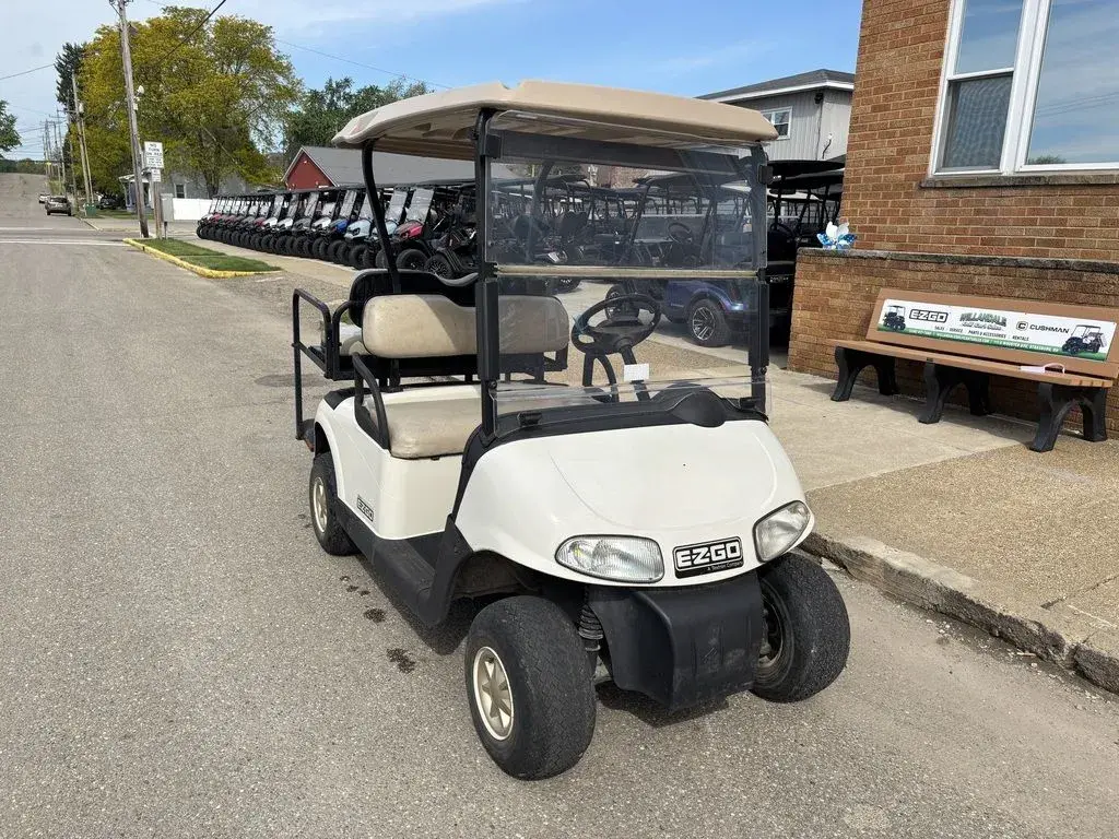 2012 E-Z-GO RXV photo 1
