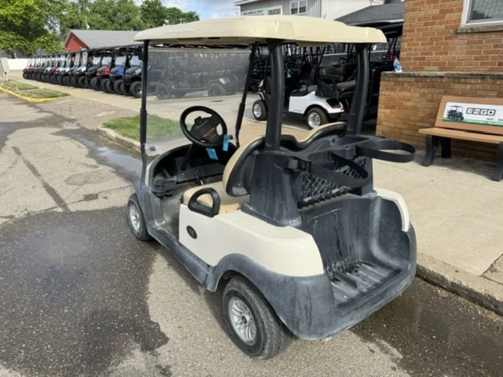 2018 Club Car Precedent photo 2