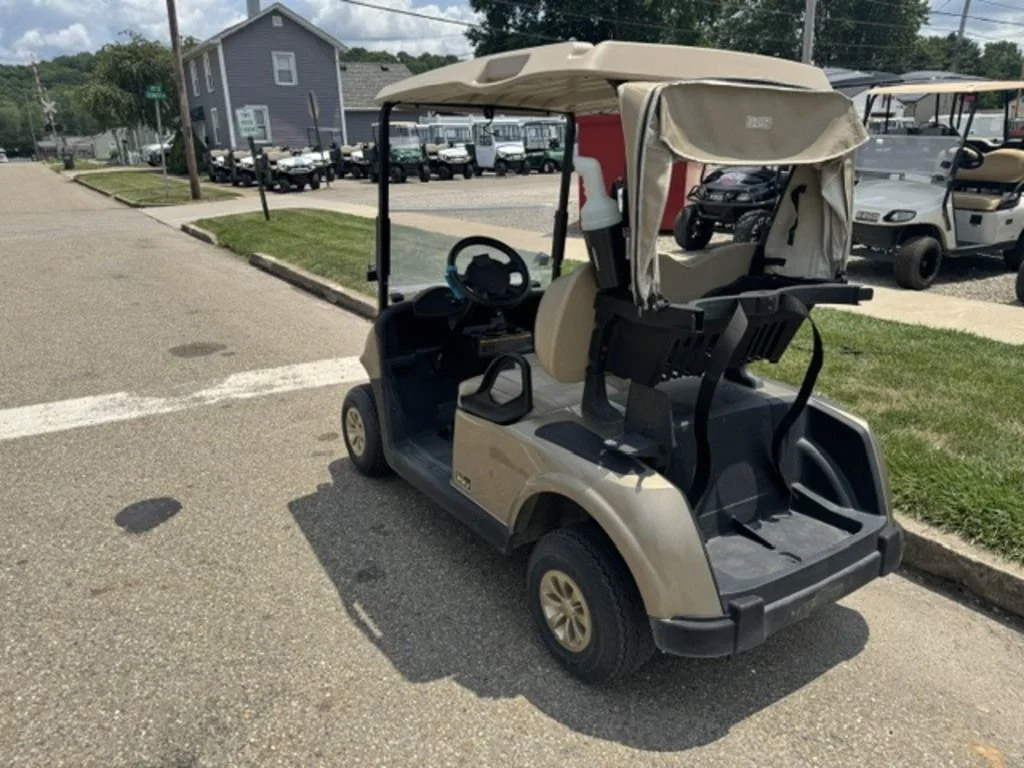 2020 E-Z-GO RXV ELiTE Lithium photo 2