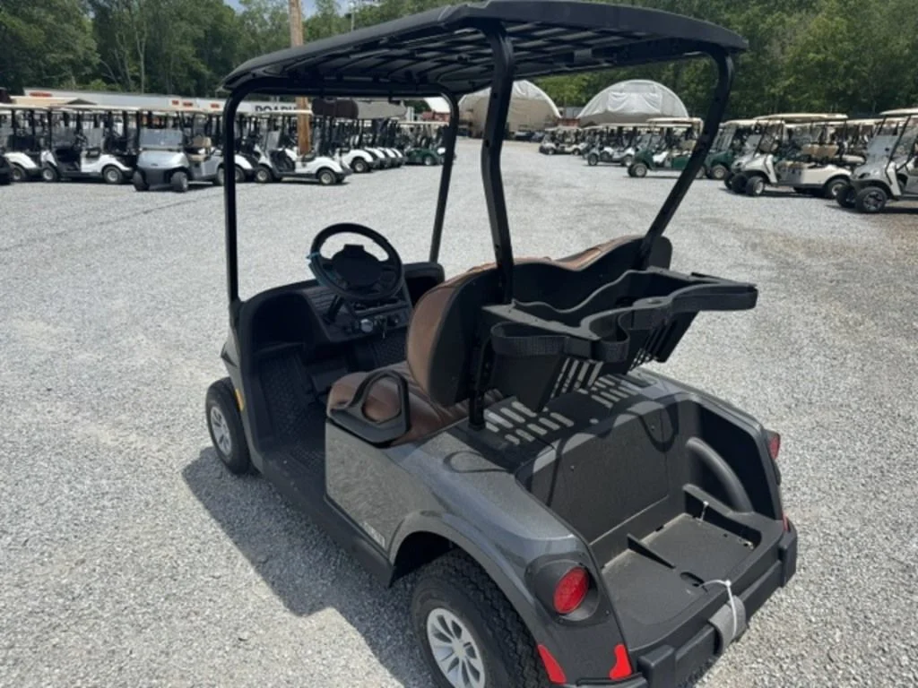 2026 E-Z-GO RXV photo 2