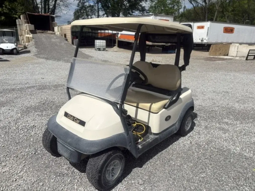 2018 Club Car Precedent photo 1