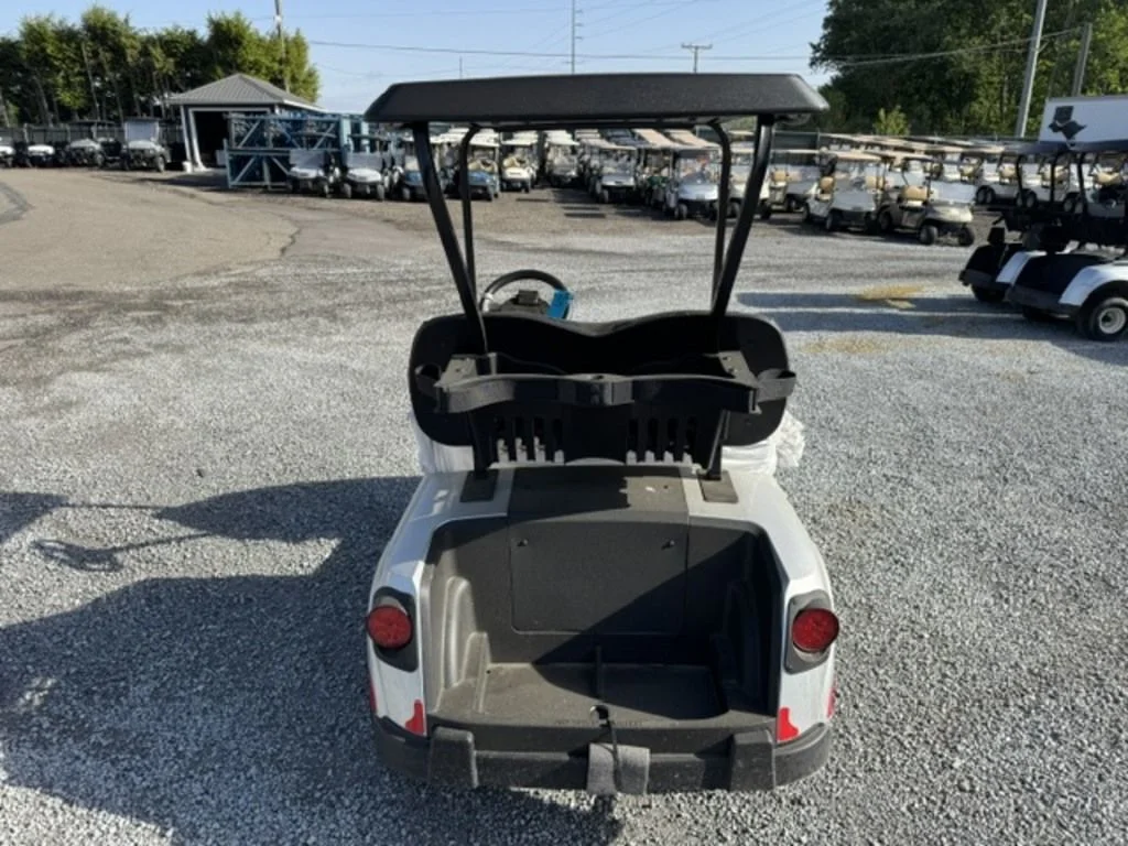 2026 E-Z-GO Freedom ELiTE Lithium photo 3