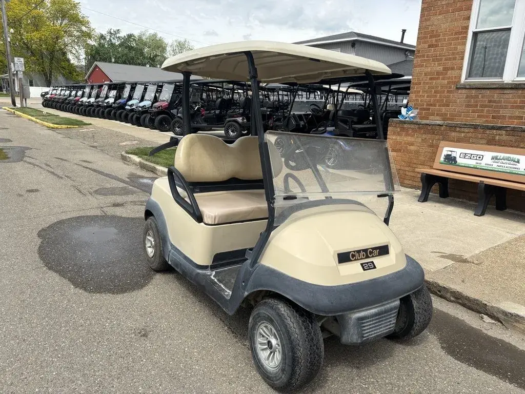 2014 Club Car Precedent photo 1