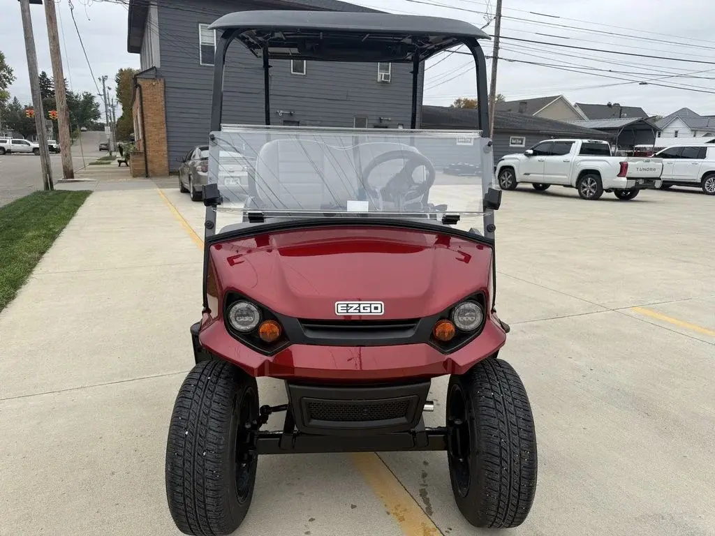 2025 E-Z-GO Express photo 2
