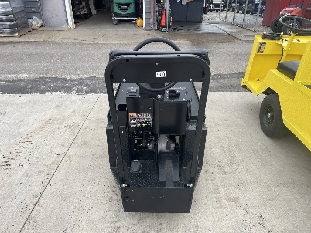 2025 Cushman Stock Chaser photo 4