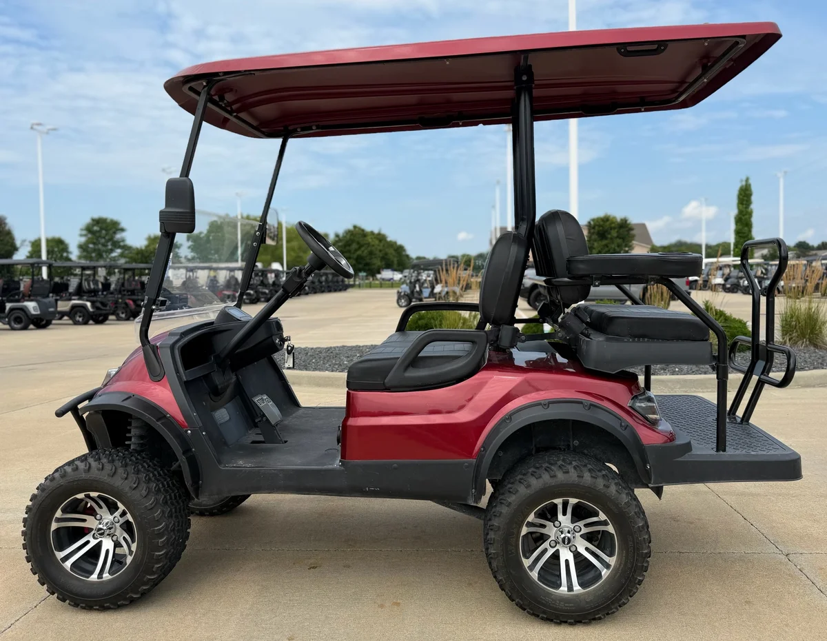 2023 ICON I40L photo 9