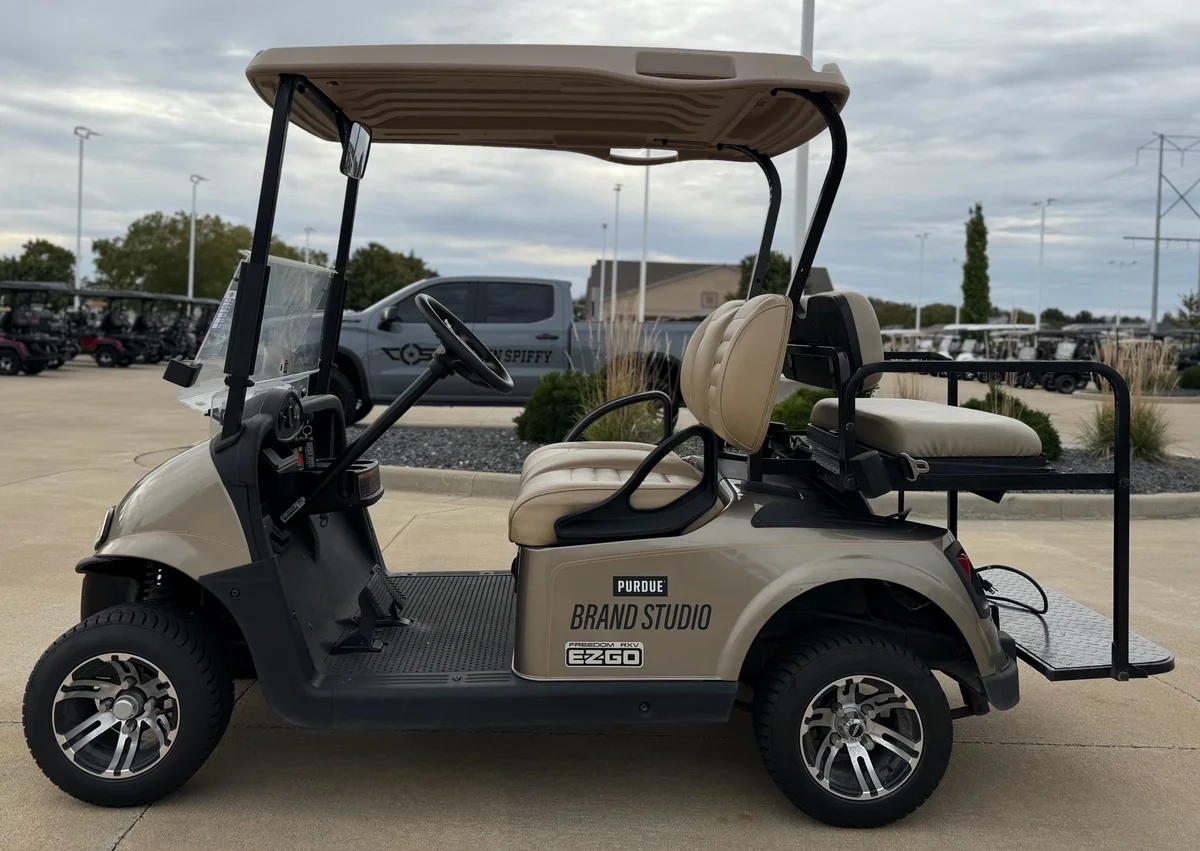 2018 E-Z-GO Freedom photo 9